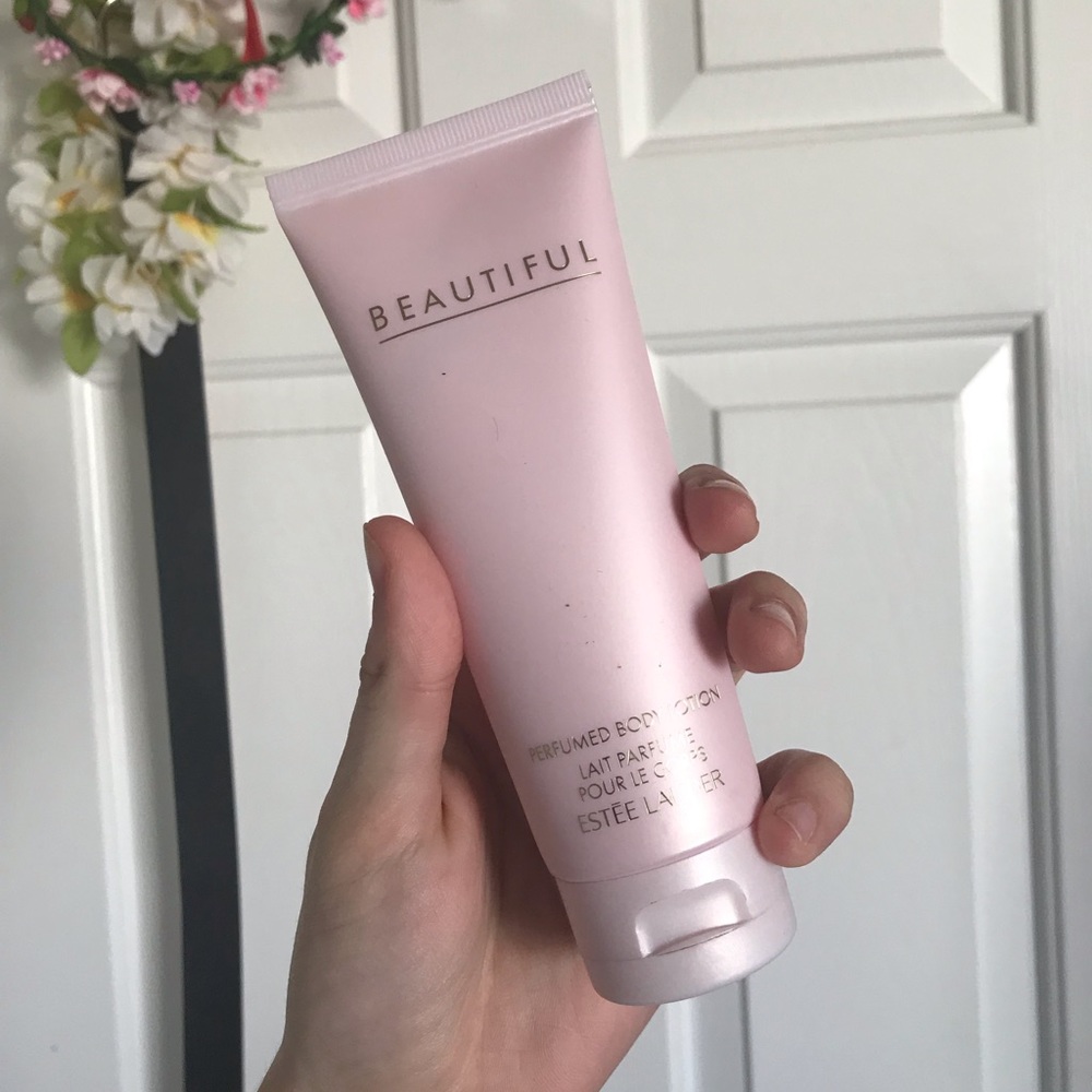 Estée Lauder Beautiful perfumed lotion